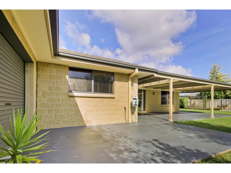 8 Dalton Avenue, Wodonga VIC 3690