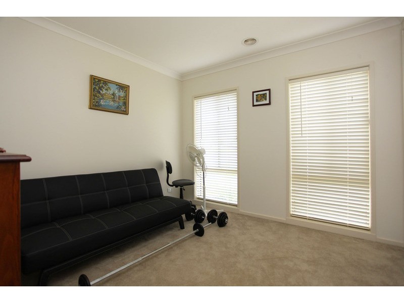 28 Dryandra Way, Thurgoona NSW 2640