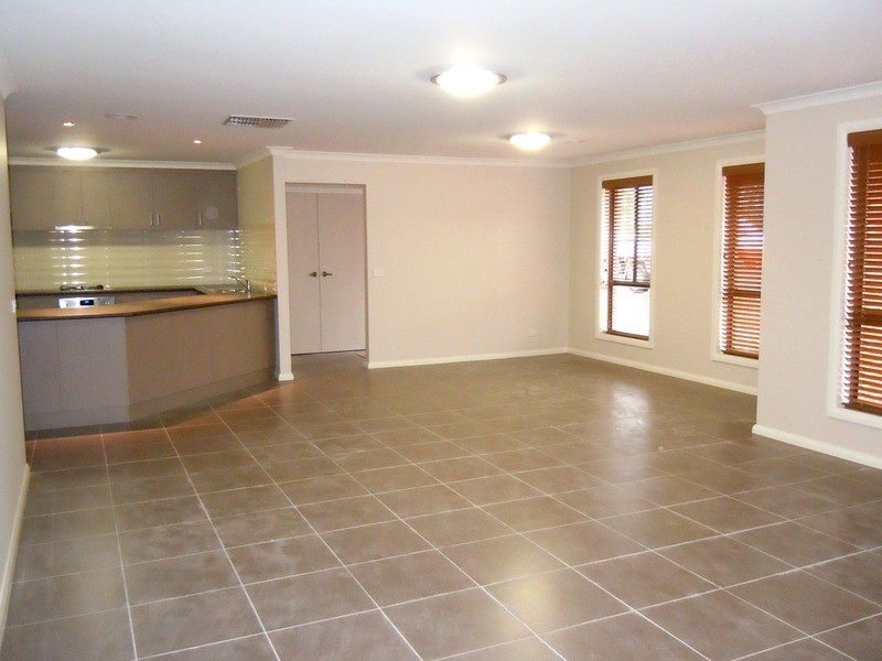 10 Colomberia Circuit, Wodonga VIC 3690