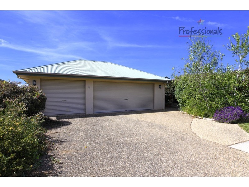16 Brewer Drive, Wodonga VIC 3690