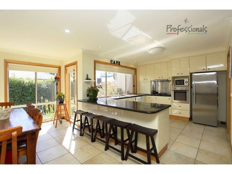 16 Brewer Drive, Wodonga VIC 3690