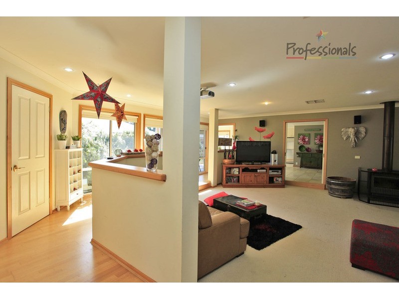 16 Brewer Drive, Wodonga VIC 3690