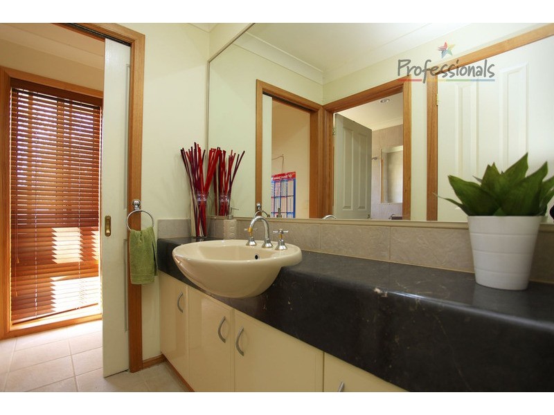 16 Brewer Drive, Wodonga VIC 3690