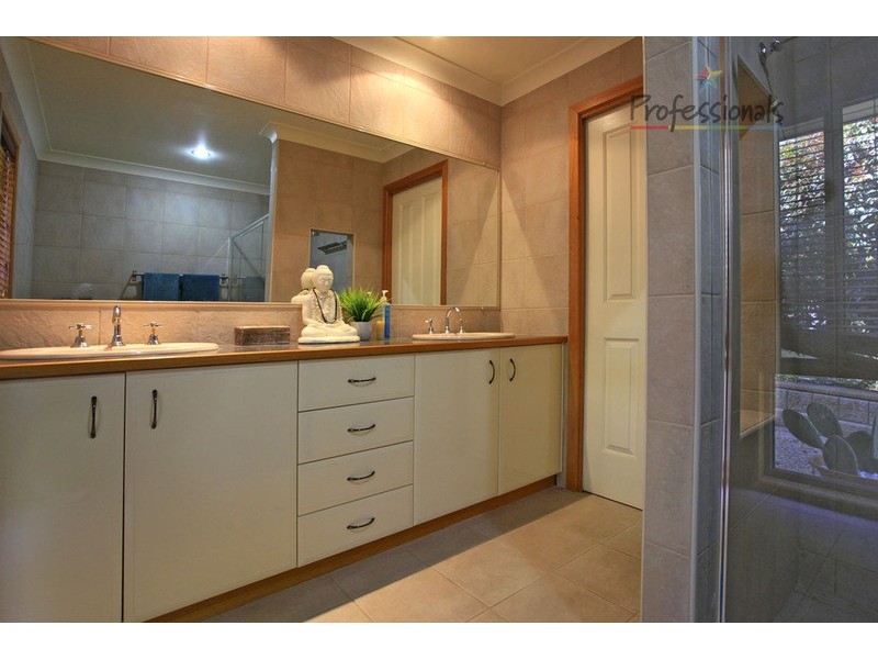 16 Brewer Drive, Wodonga VIC 3690