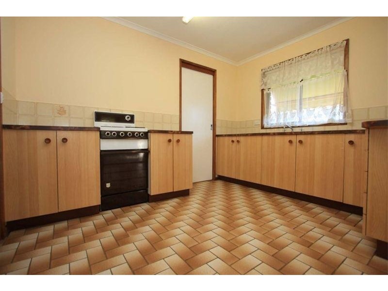 2/28 McEwen  Crescent, Wodonga VIC 3690