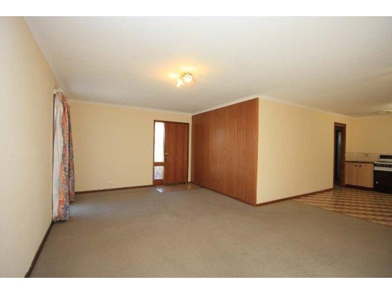 2/28 McEwen  Crescent, Wodonga VIC 3690