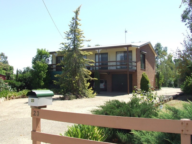 23 Barkly Street, Chiltern VIC 3683