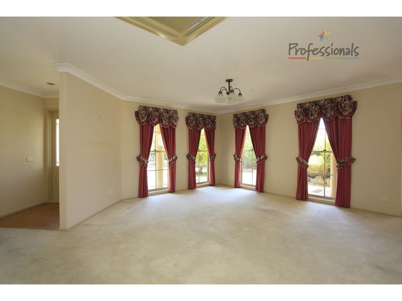 12 Grandview Terrace, Albury NSW 2640