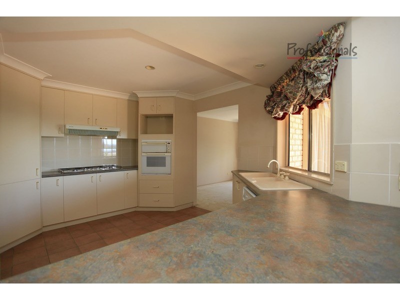 12 Grandview Terrace, Albury NSW 2640