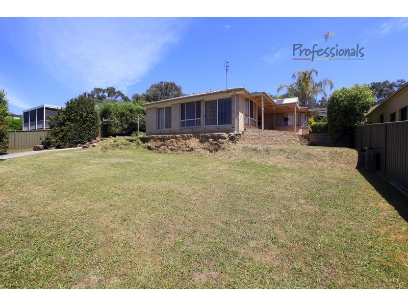 12 Grandview Terrace, Albury NSW 2640