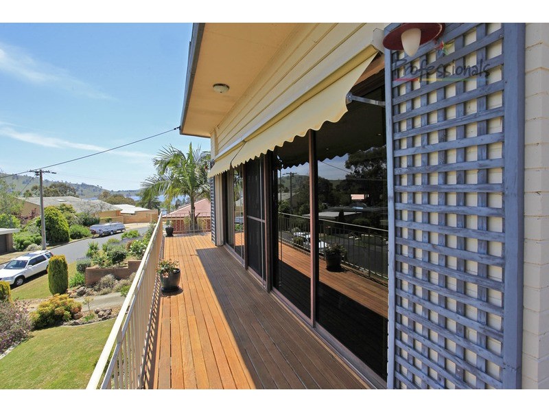 7 Lees Crescent, Bellbridge VIC 3691