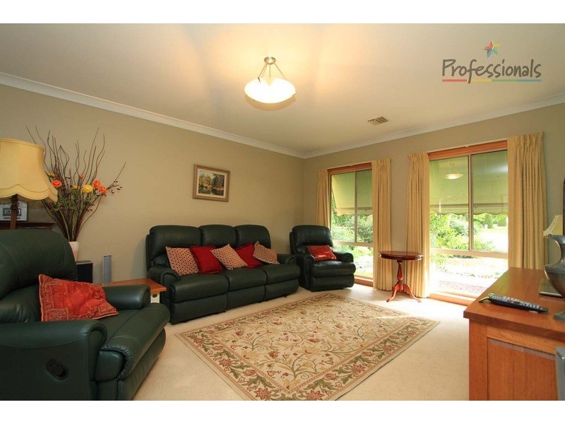 110 Mountford Crescent, Albury NSW 2640