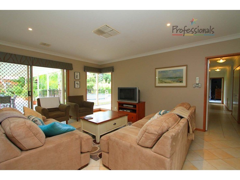 110 Mountford Crescent, Albury NSW 2640