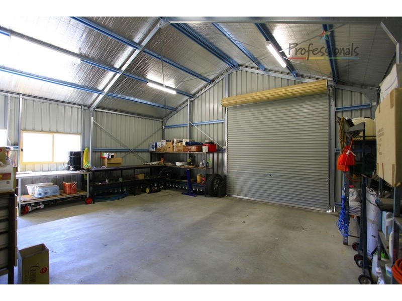 110 Mountford Crescent, Albury NSW 2640