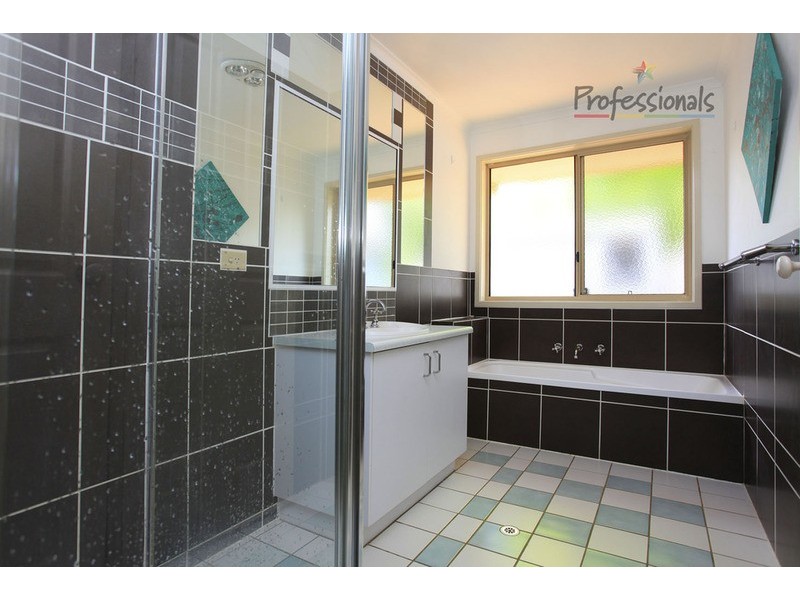 12 Delatite Court, Wodonga VIC 3690