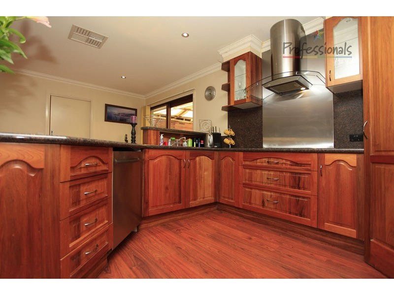 8 Mirabelle Court, Wodonga VIC 3690
