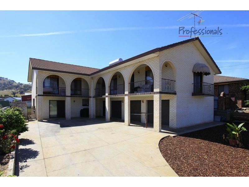 12 Maxwell Drive, Wodonga VIC 3690