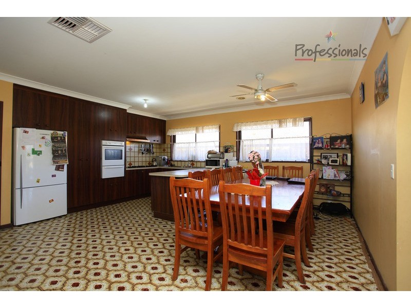 12 Maxwell Drive, Wodonga VIC 3690