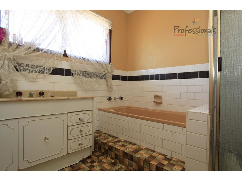 12 Maxwell Drive, Wodonga VIC 3690