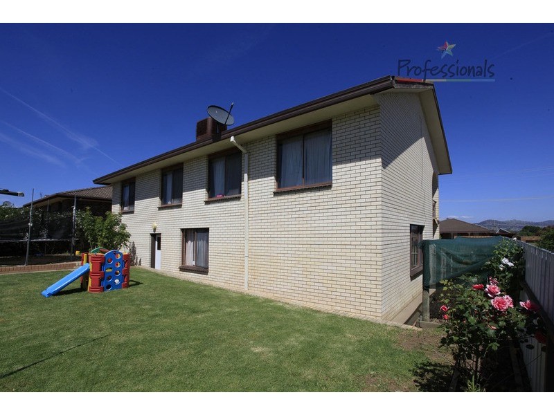 12 Maxwell Drive, Wodonga VIC 3690