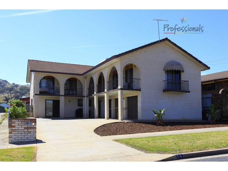 12 Maxwell Drive, Wodonga VIC 3690