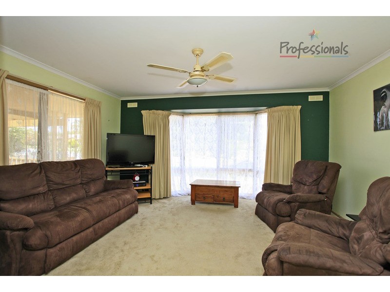 12 Donelly Avenue, Wodonga VIC 3690