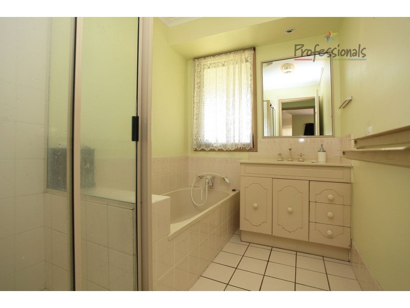 12 Donelly Avenue, Wodonga VIC 3690