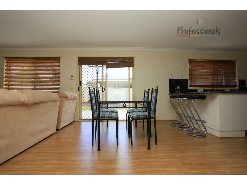 4 Alkira Court, Lavington NSW 2641