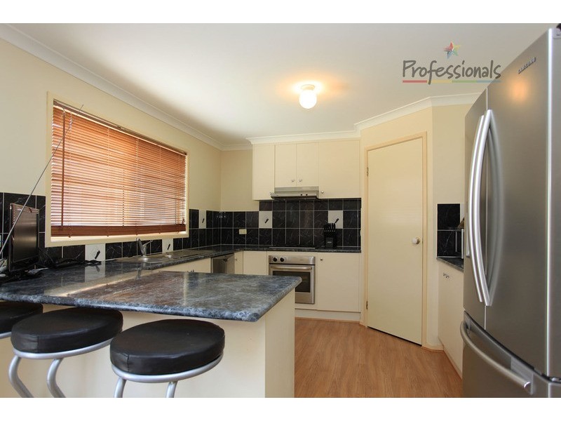 4 Alkira Court, Lavington NSW 2641