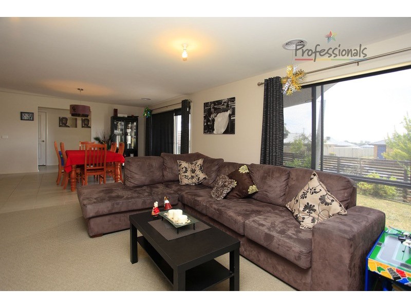 15 Lauren Place, Wodonga VIC 3690