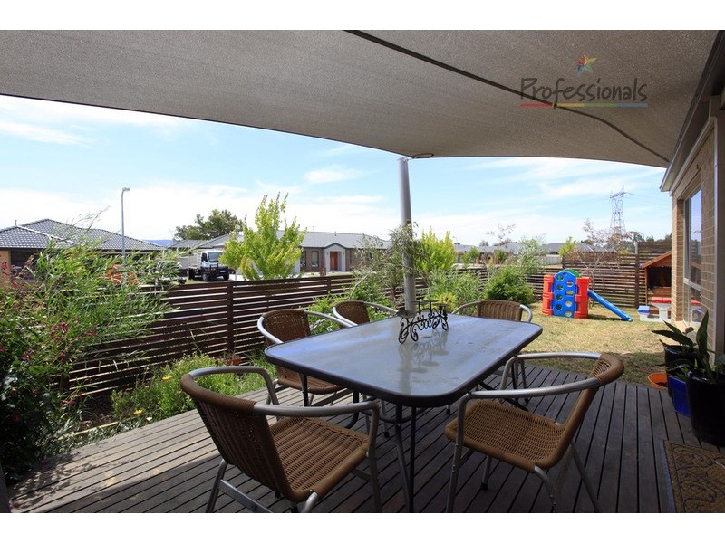 15 Lauren Place, Wodonga VIC 3690