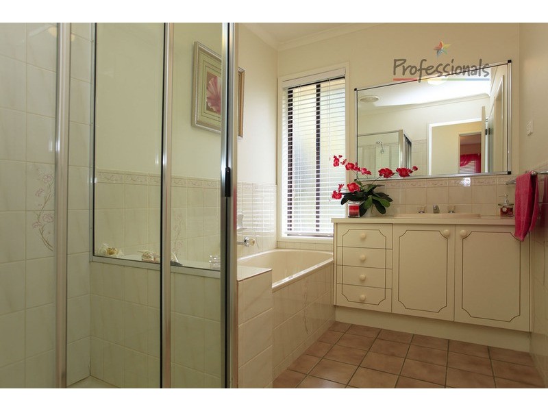 2/8 McMahon Place, Wodonga VIC 3690