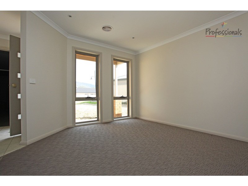 34 Whistler Concourse, Bandiana VIC 3694