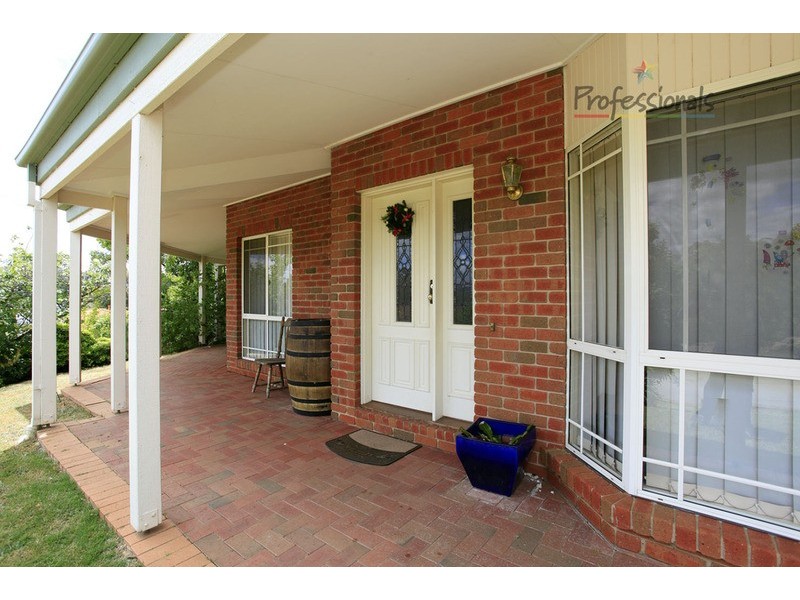 40 Southern View Drive, Albury NSW 2640