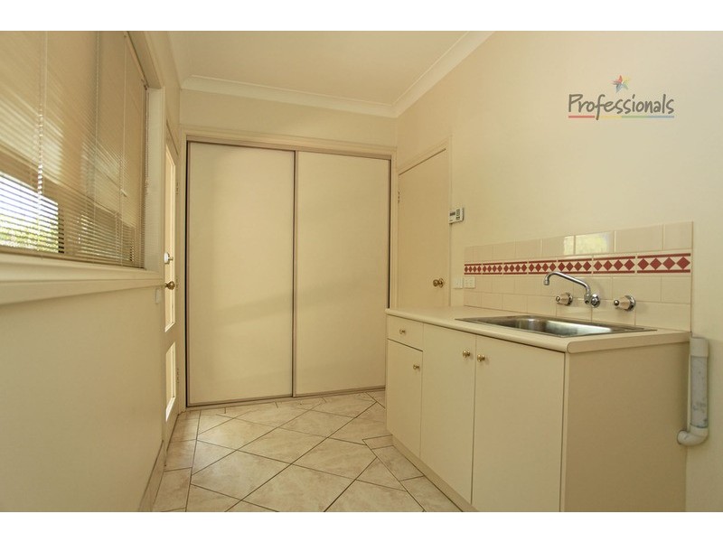 40 Southern View Drive, Albury NSW 2640
