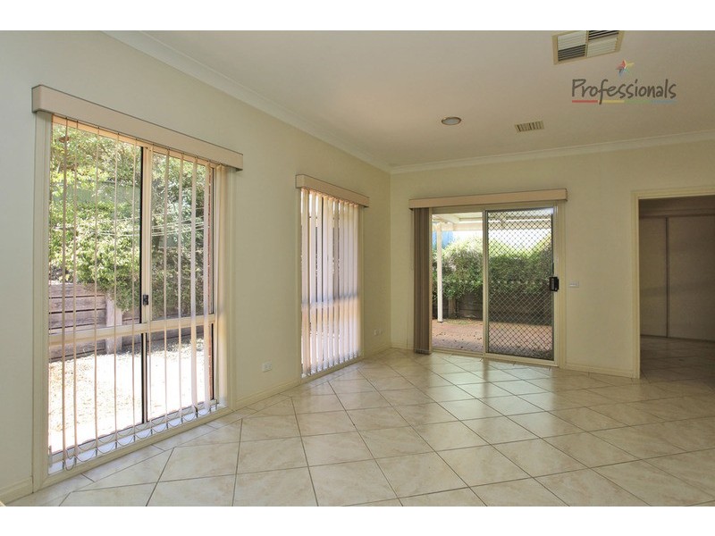 40 Southern View Drive, Albury NSW 2640