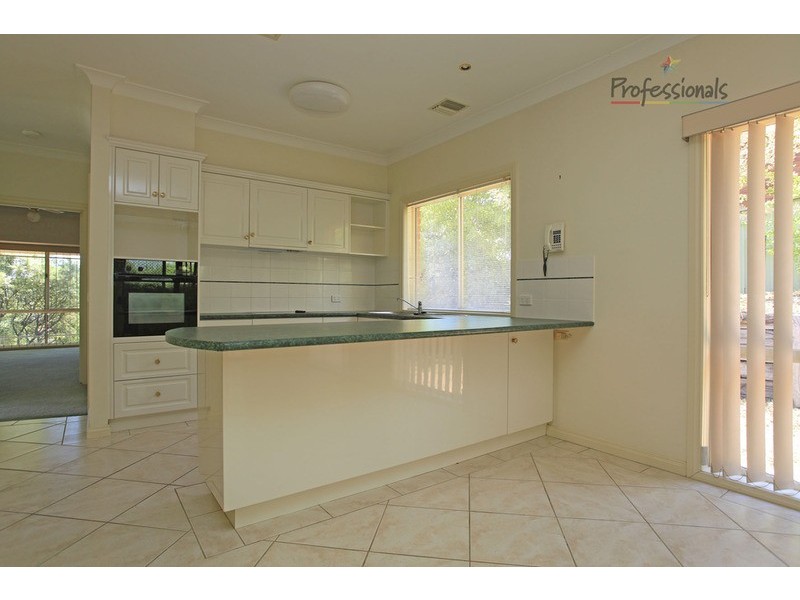 40 Southern View Drive, Albury NSW 2640