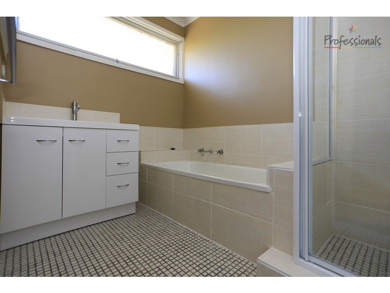 13 Fern Avenue, Wodonga VIC 3690