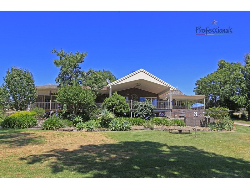30 Hawksview Road, Wirlinga NSW 2640