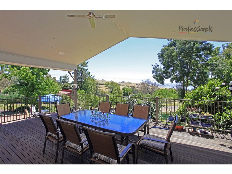 30 Hawksview Road, Wirlinga NSW 2640