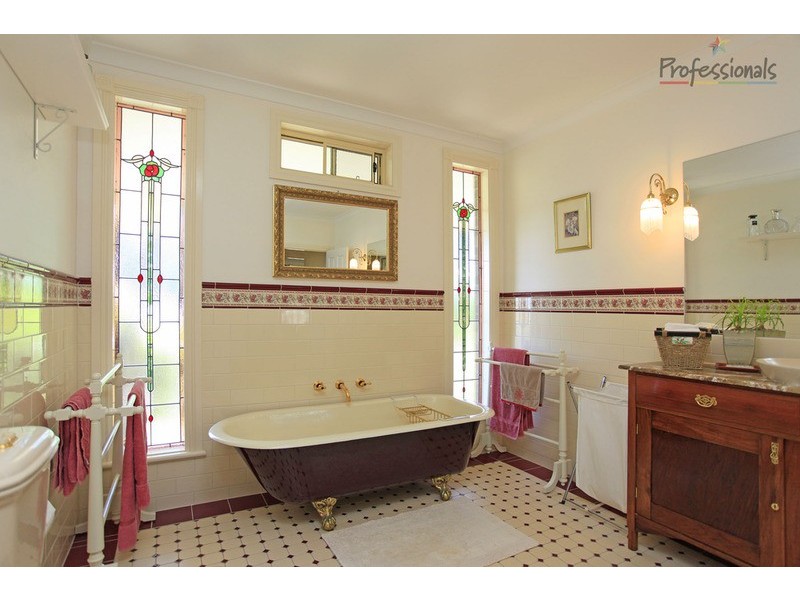 30 Hawksview Road, Wirlinga NSW 2640