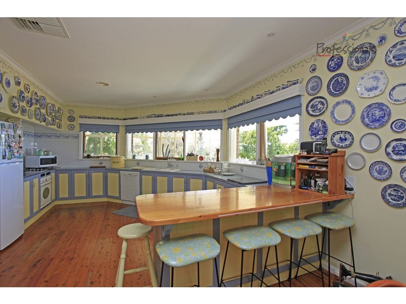 30 Hawksview Road, Wirlinga NSW 2640