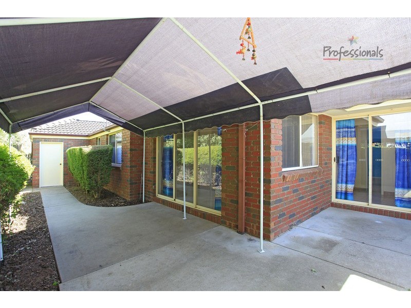 37 Sarson  Road, Lavington NSW 2641