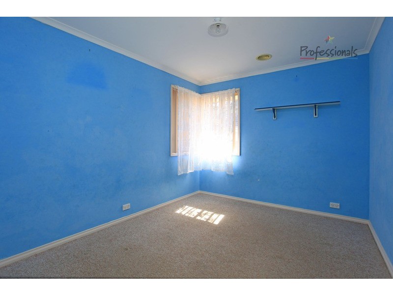 37 Sarson  Road, Lavington NSW 2641