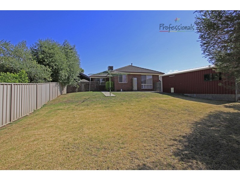 37 Sarson  Road, Lavington NSW 2641
