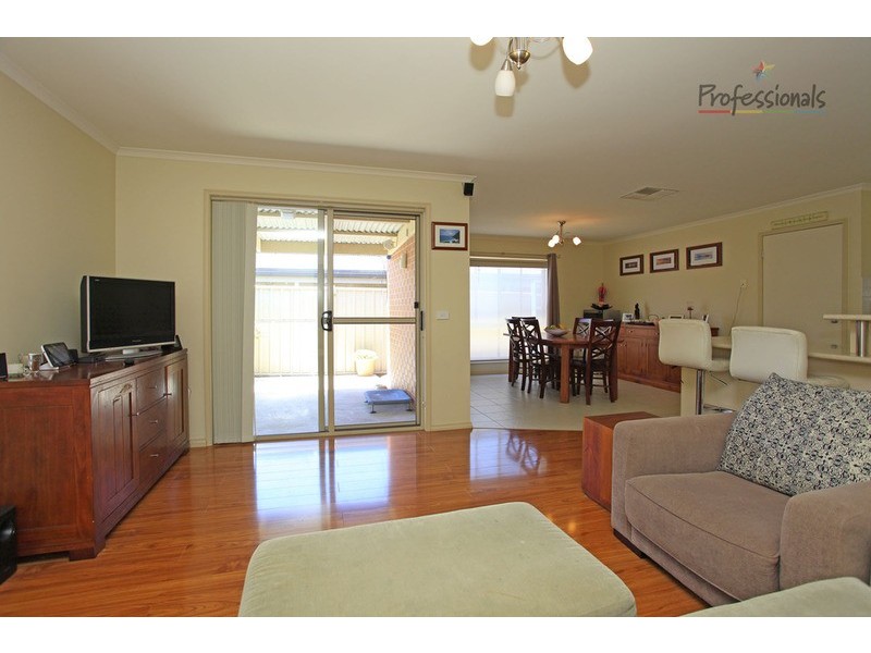 204 Kaitlers Road, Lavington NSW 2641