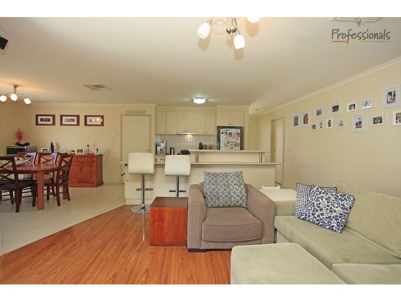 204 Kaitlers Road, Lavington NSW 2641