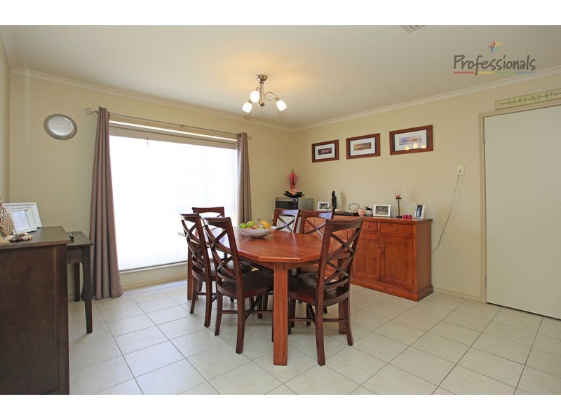 204 Kaitlers Road, Lavington NSW 2641