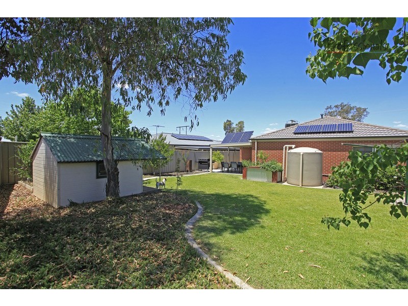 204 Kaitlers Road, Lavington NSW 2641
