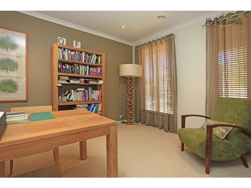 16 Victoria Cross Parade, Wodonga VIC 3690